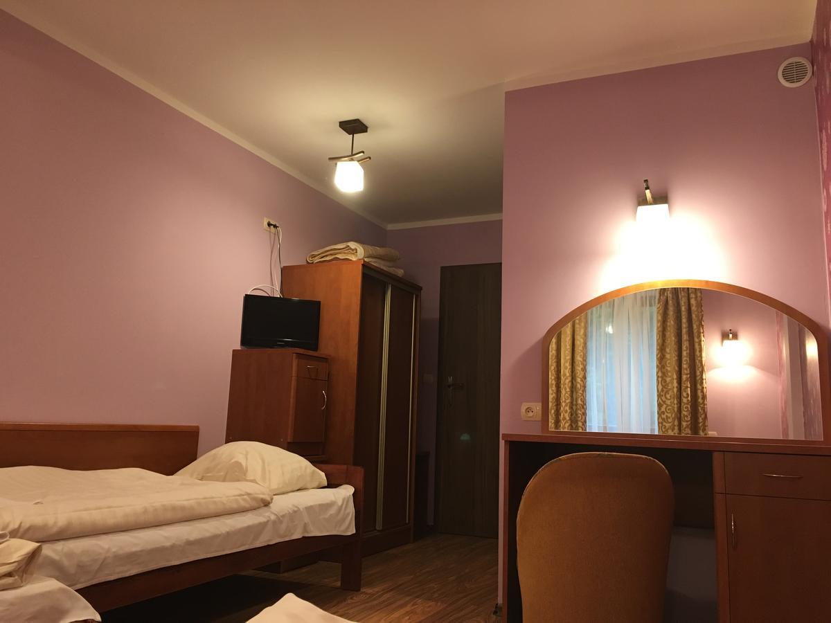 Gosciniec Kukle Bed & Breakfast Exterior foto