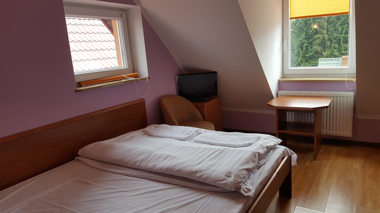 Gosciniec Kukle Bed & Breakfast Exterior foto