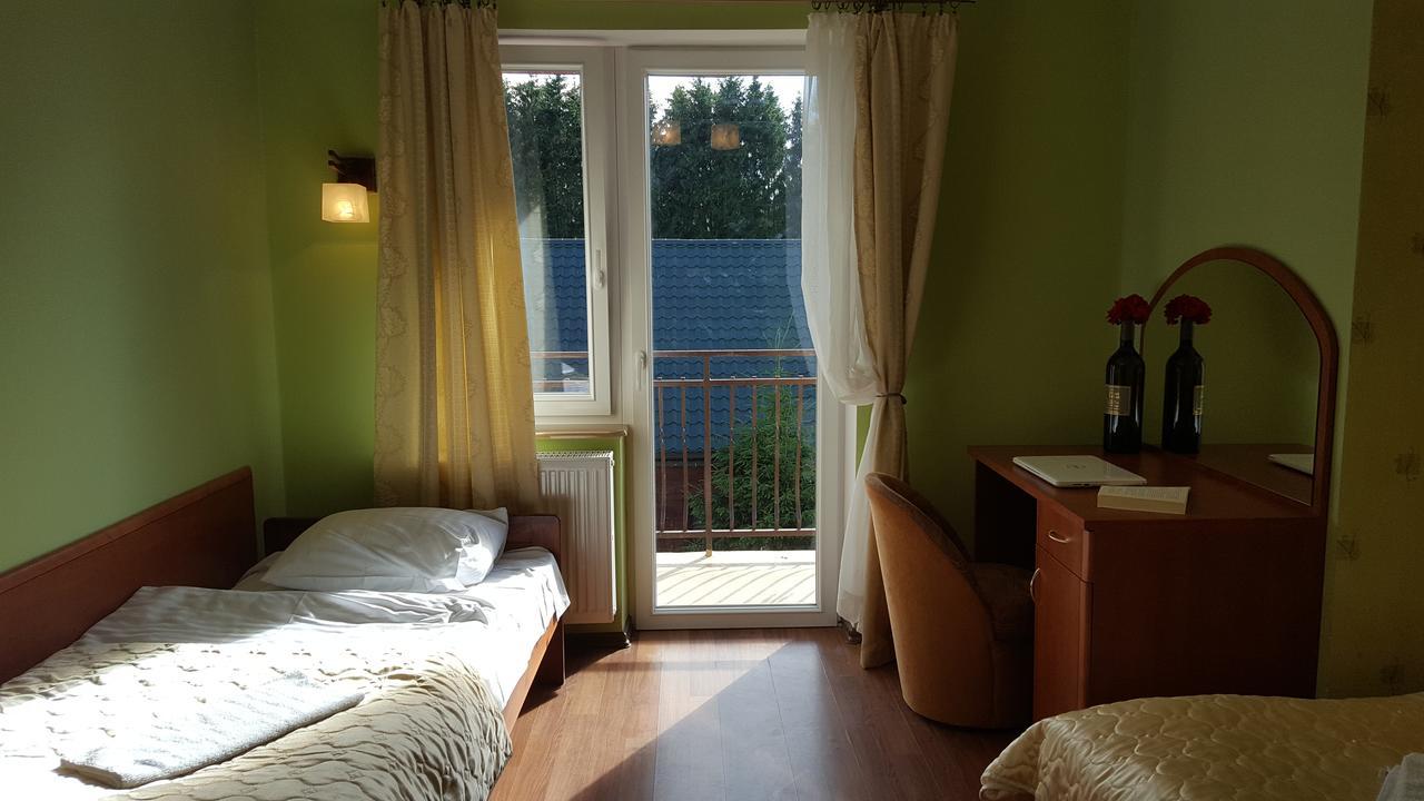 Gosciniec Kukle Bed & Breakfast Exterior foto