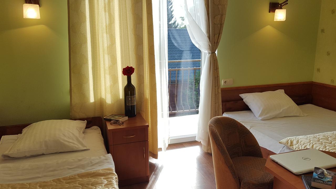 Gosciniec Kukle Bed & Breakfast Exterior foto